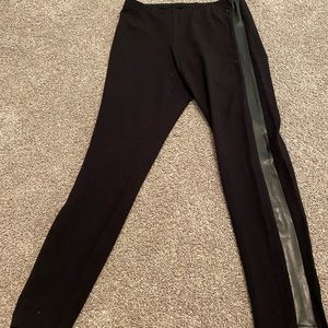 Women’s Old Navy Leggings with Faux Leather Stripe Detail Black Size Large